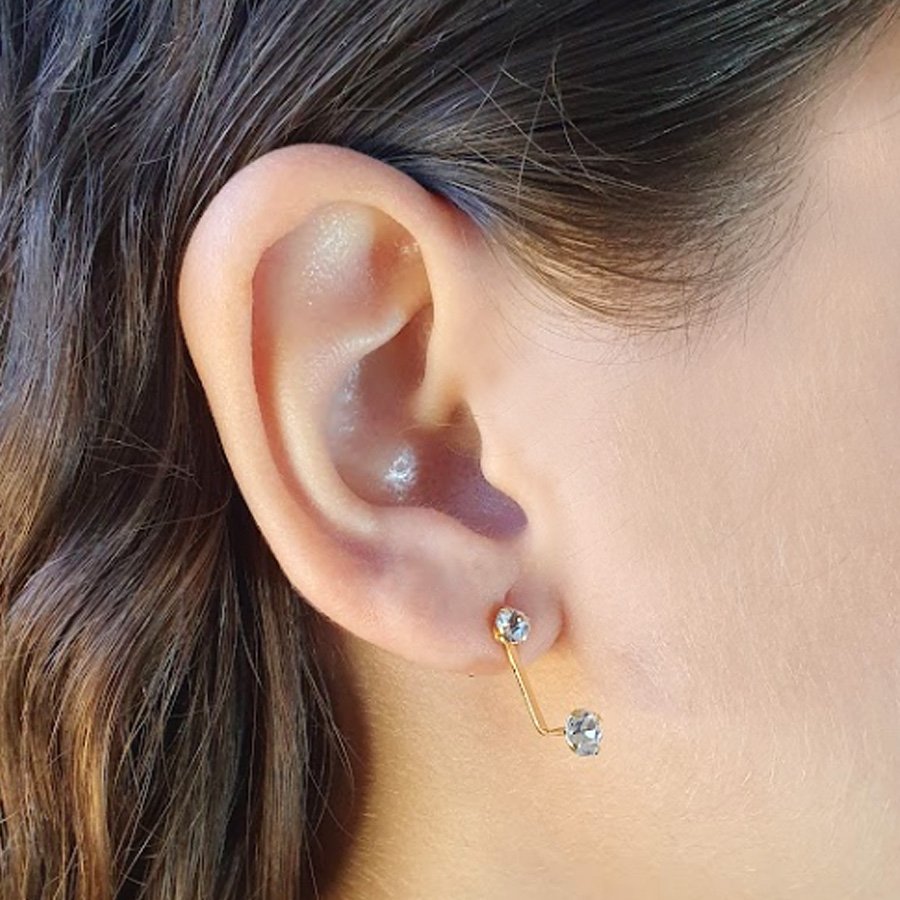 BRINCO ROMEU E JULIETA COM DOIS STRASS