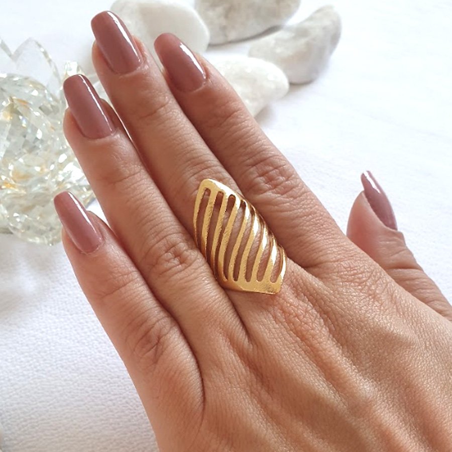 ANEL GRANDE LIXADO E VAZADO