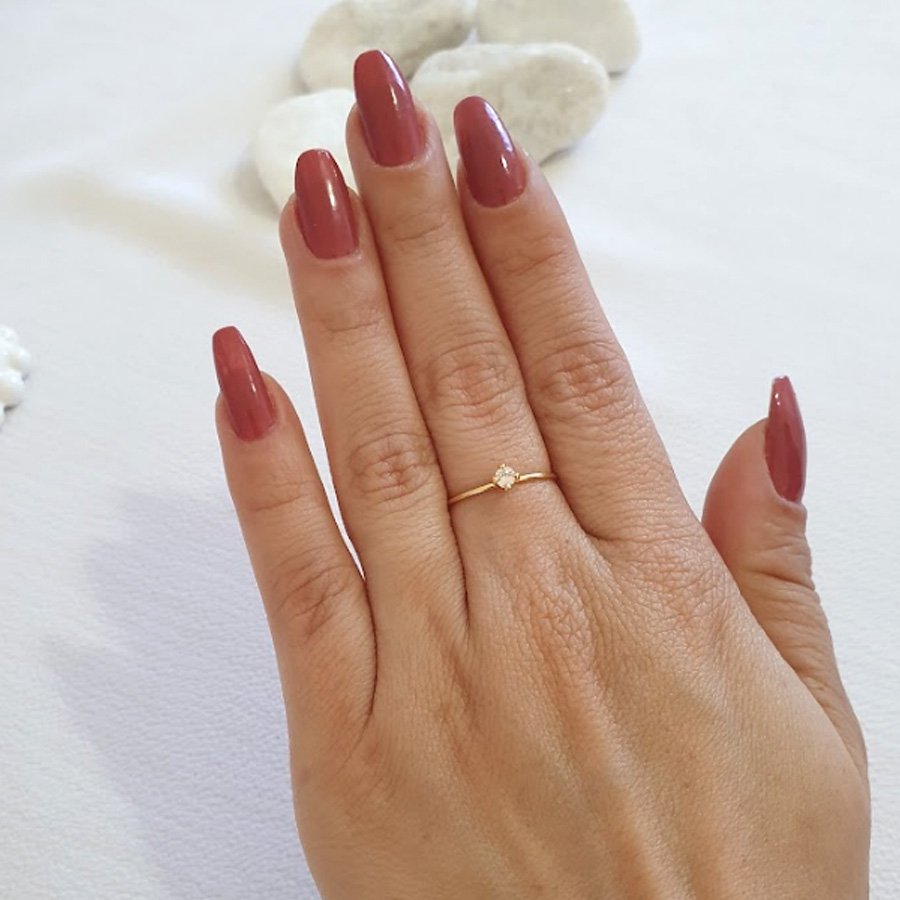 ANEL SOLITÁRIO FINO COM PEDRA DE ZIRCÔNIA