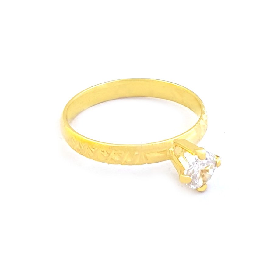 ANEL SOLITÁRIO TRABALHADO COM PEDRA DE ZIRCÔNIA