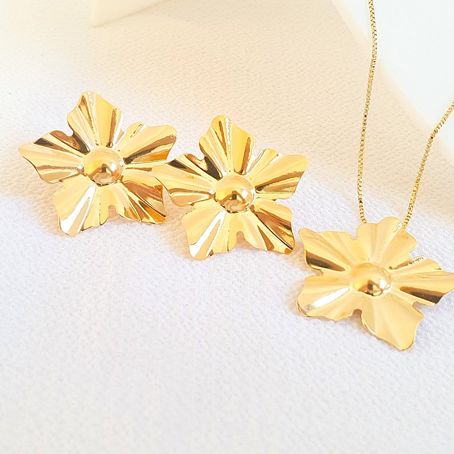 CONJUNTO FLOR LISTRADA