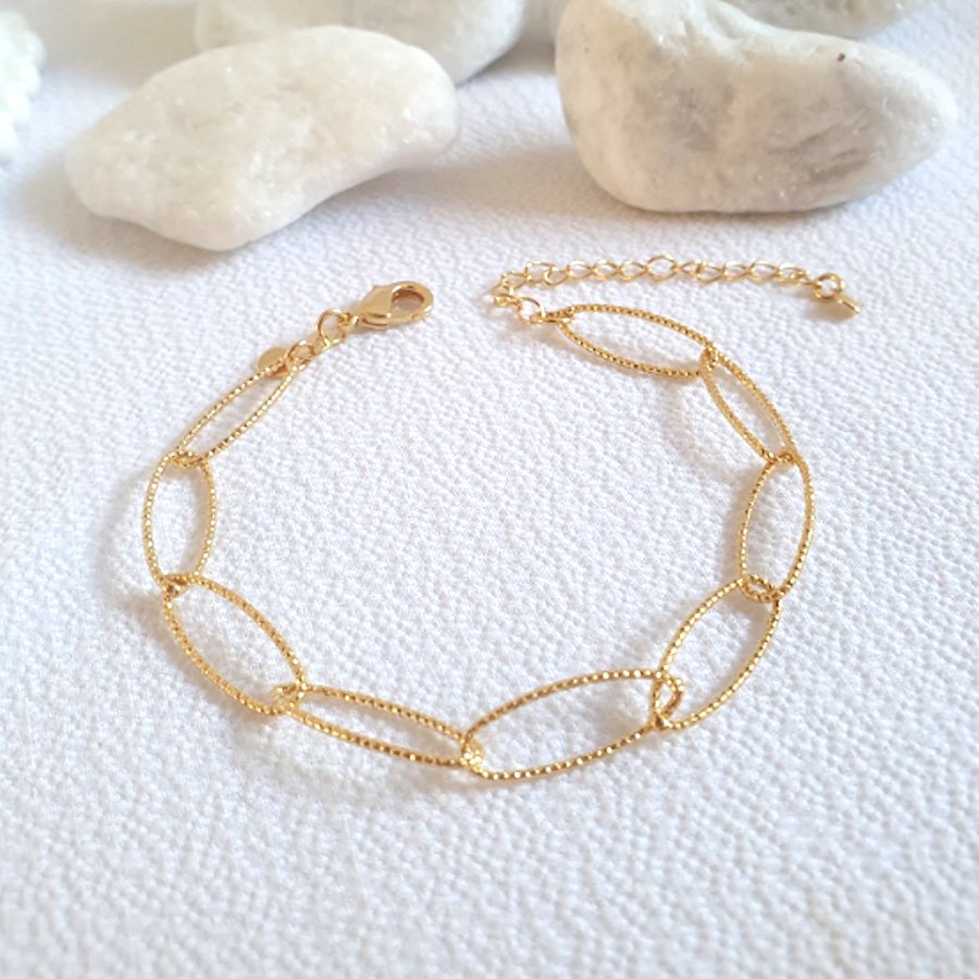 PULSEIRA FEMININA ELOS VAZADOS E TRABALHADOS
