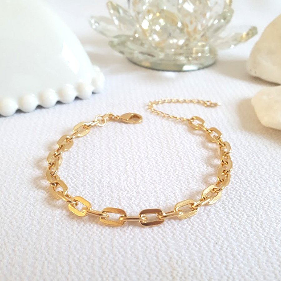 PULSEIRA FEMININA COM ELOS LISOS