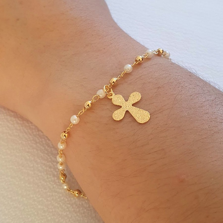 PULSEIRA TERÇO COM BOLINHAS, PÉROLAS E CRUZ FOSCA