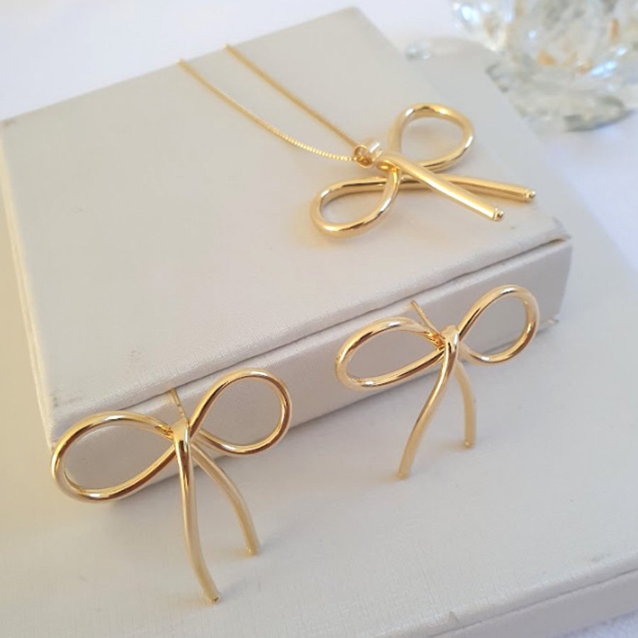 CONJUNTO DE LAÇOS LISO