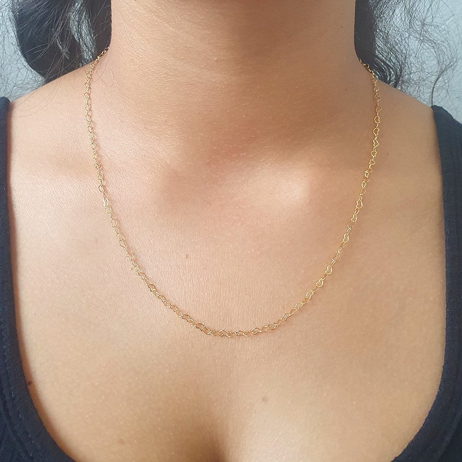 CORRENTE FEMININA MALHA DE CORAÇÃO 2,5MM 50CM