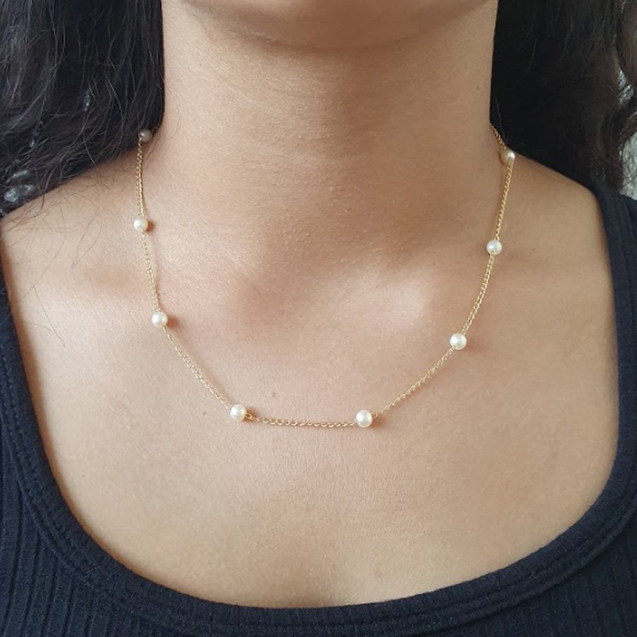 CORRENTE FEMININA COM NOVE PÉROLAS