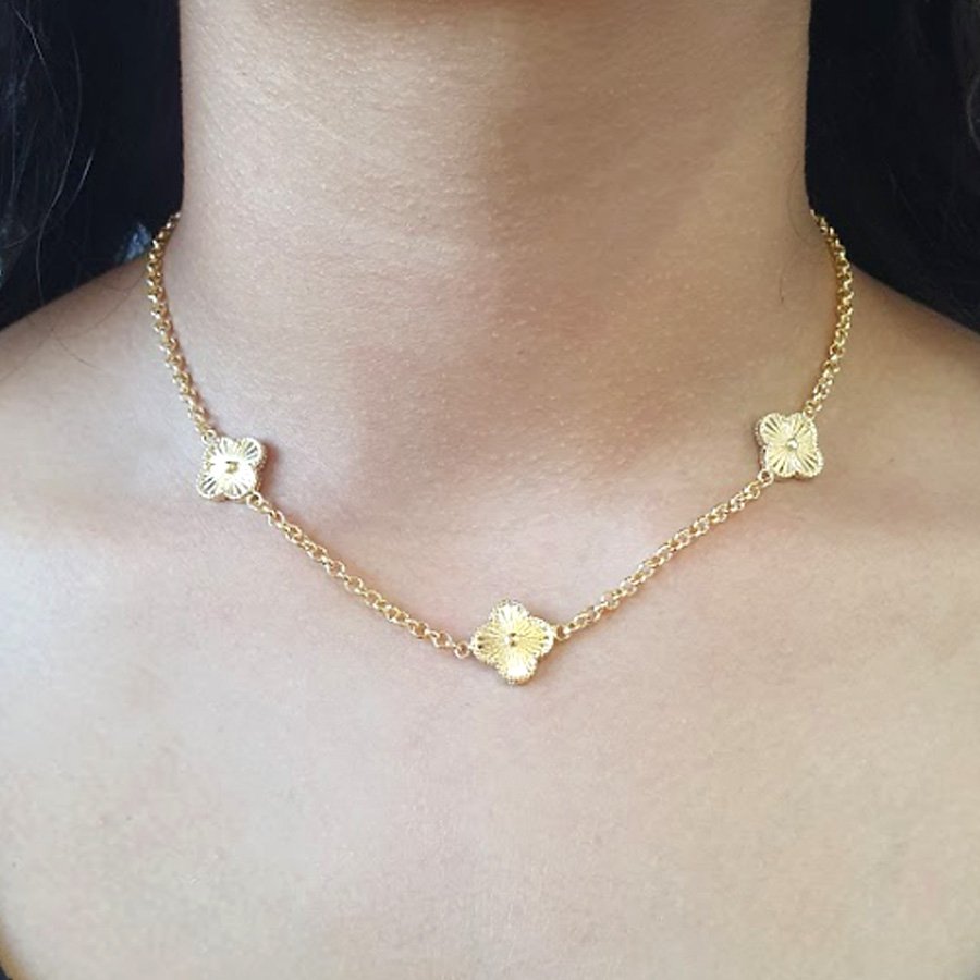 CORRENTE FEMININA ELO PORTUGUES COM TRÊS TREVOS DIAMANTADOS