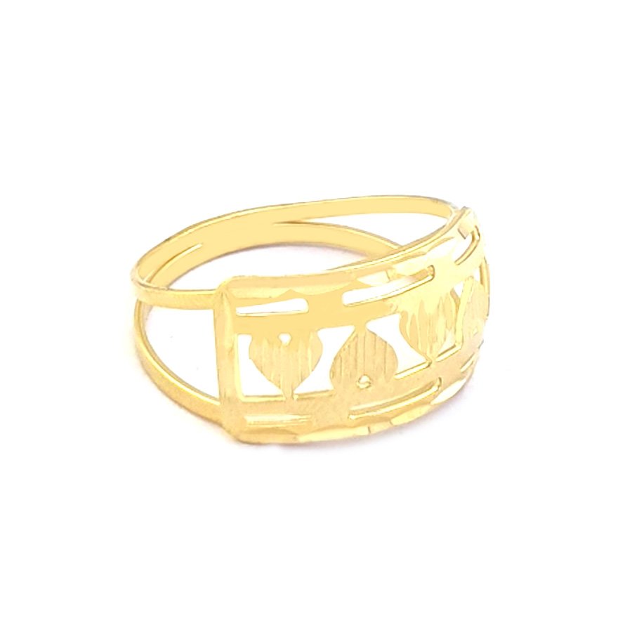 ANEL COM QUATRO CORAÇÕES DIAMANTADOS