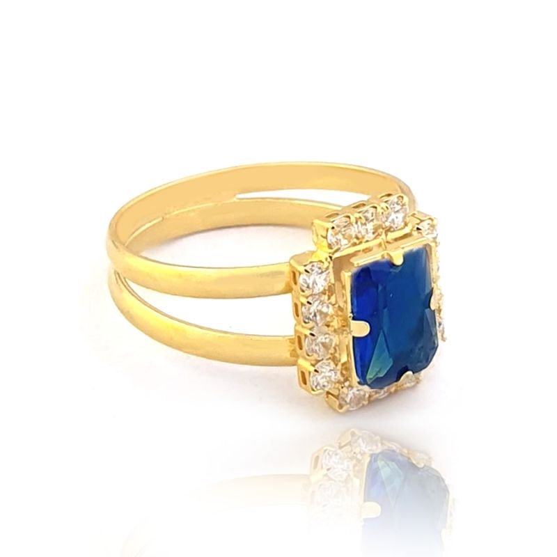 ANEL COM STRASS E PEDRA QUADRADA