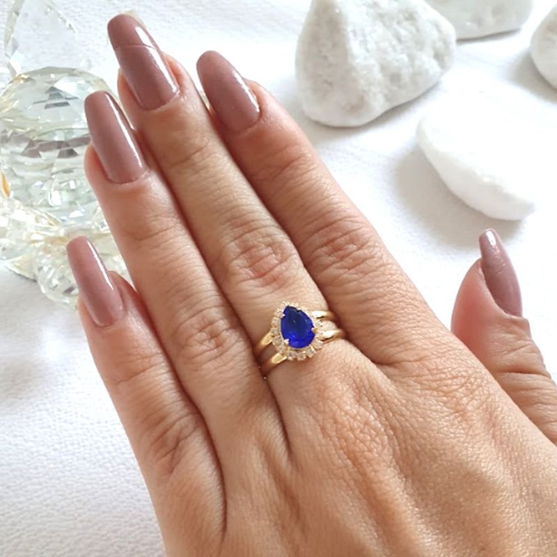ANEL GOTA COM STRASS EM VOLTA