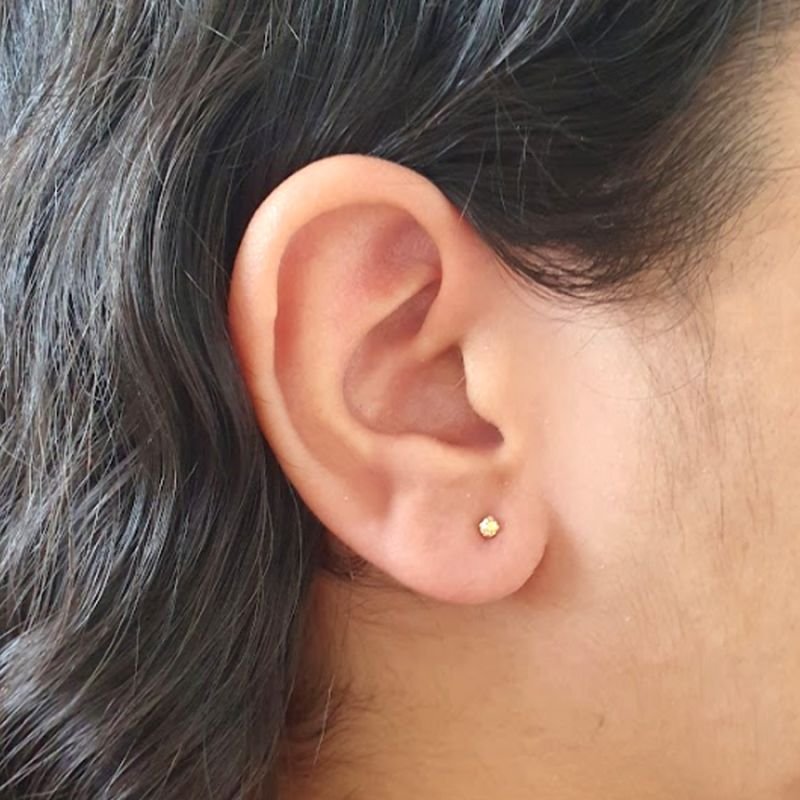 BRINCO INFANTIL COM PEDRINHA DE STRASS FURTA COR