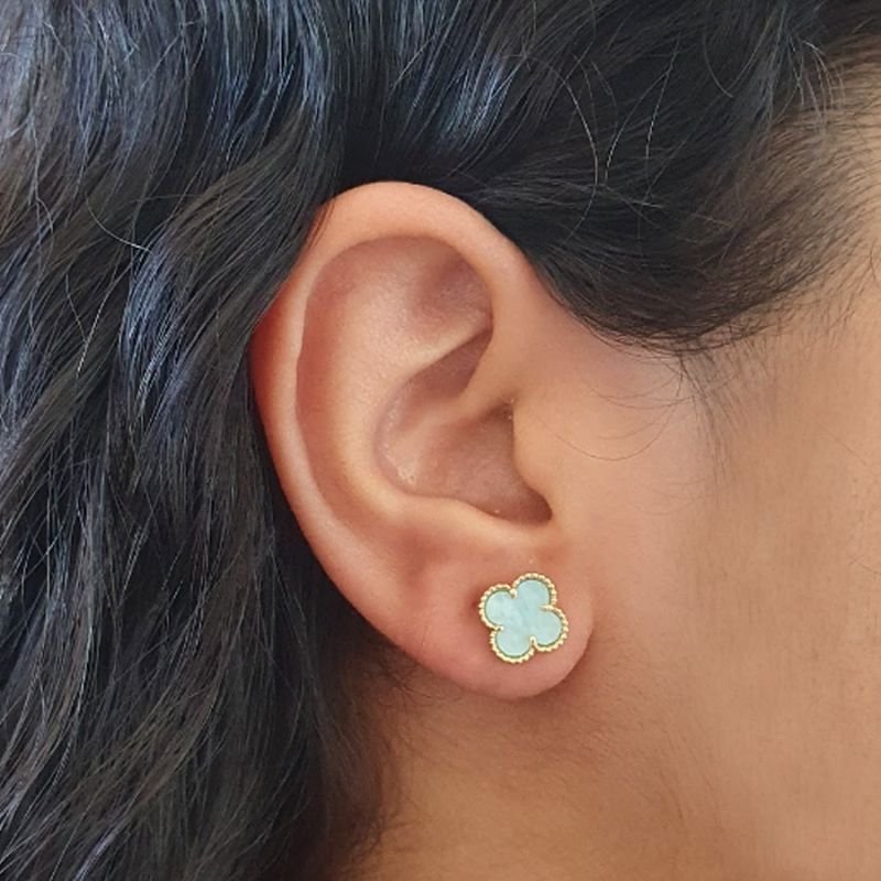 BRINCO TREVO DE MADREPÉROLA