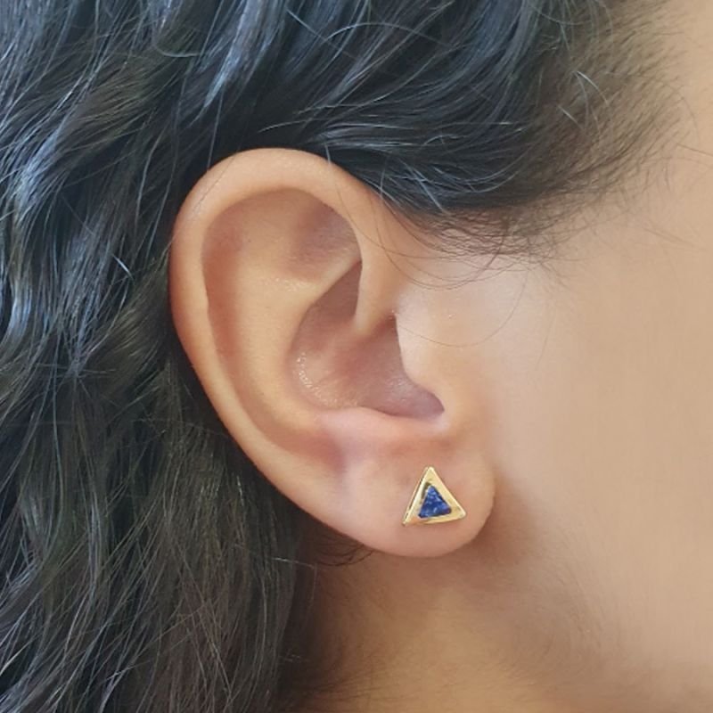 BRINCO TRIÂNGULO COM STRASS