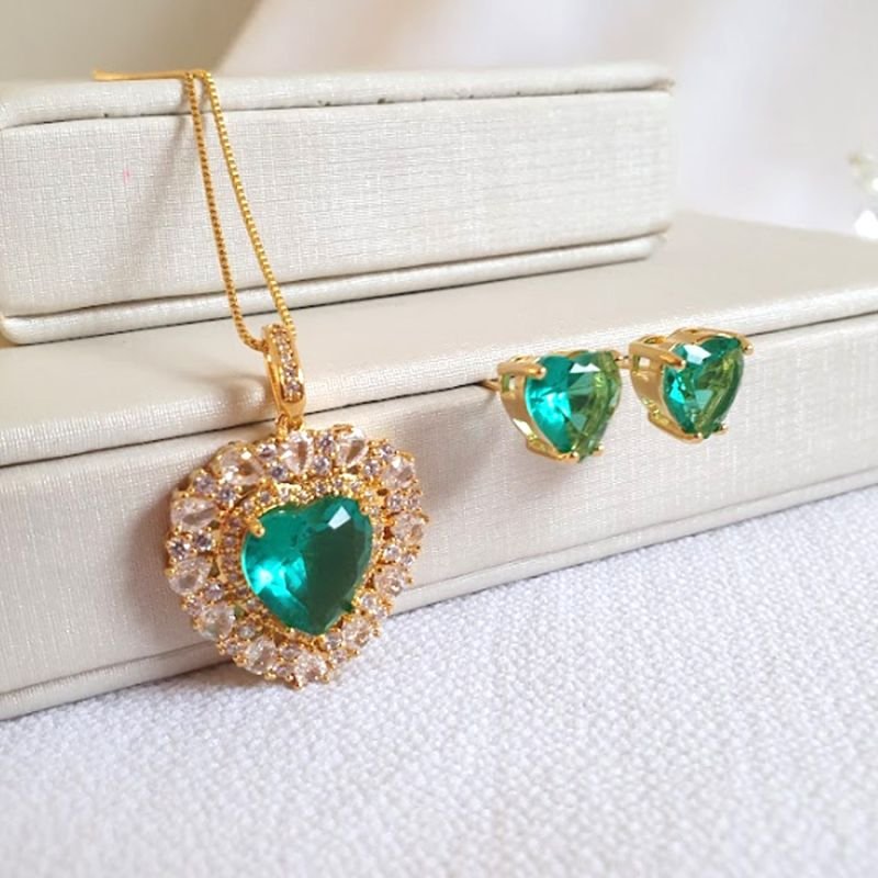 CONJUNTO CORAÇÃO COM ZIRCÔNIAS COLORIDAS