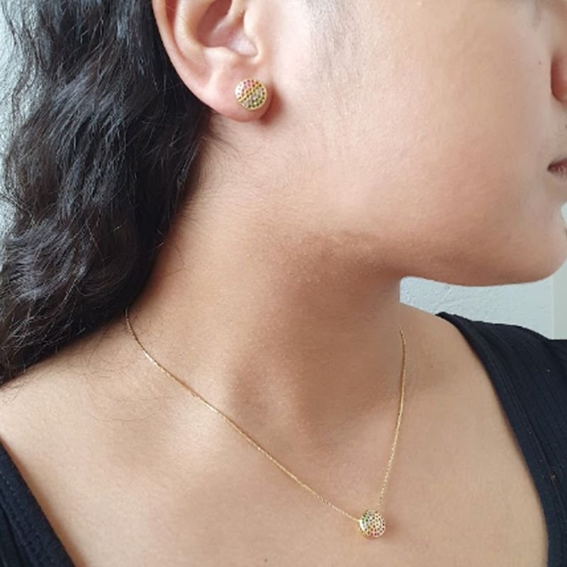 CONJUNTO TRABALHADO REDONDO COM ZIRCÔNIAS COLORIDAS