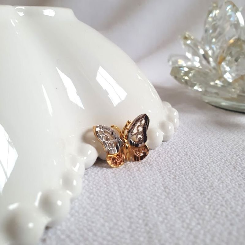 PINGENTE DE BORBOLETA TRABALHADA COM RÓDIO ROSÊ