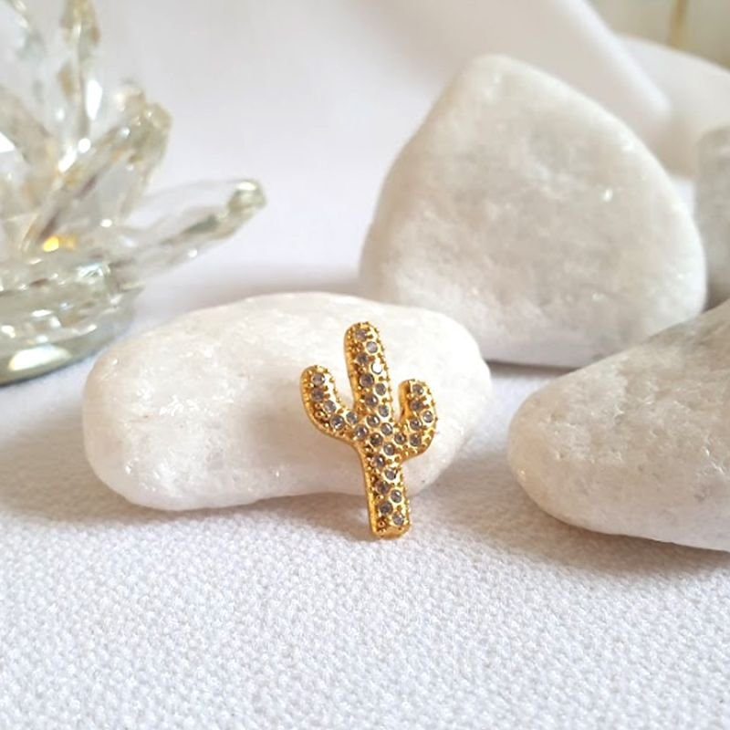 PINGENTE DE CACTO COM ZIRCÔNIAS