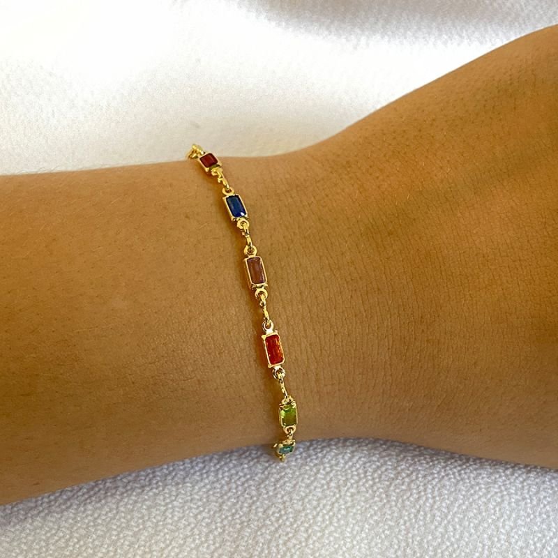 PULSEIRA FEMININA MALHA DE ZIRCÔNIAS QUADRADA